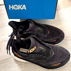 Hoka Clifton 9 Road-running Shoes in Black/Copper